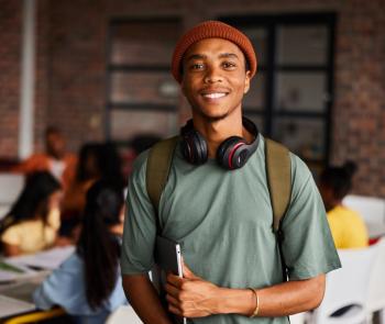 Étudiants de L'École by CCI participant à des activités sur le campus